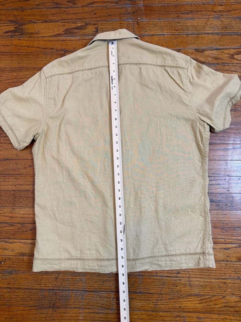 Taylor Stitch Short Sleeve Linen Camp Shirt with Ladder Stitch Detail - Picture 9 of 9